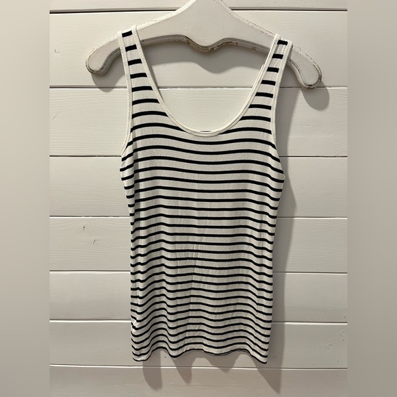 Oui Black & White Striped Tank Top - Size 4 - Picture 8 of 9
